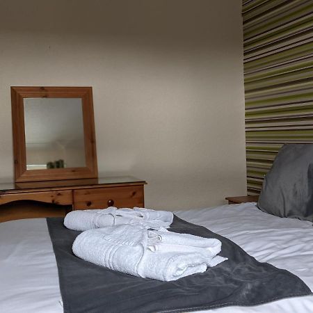 Crown Hotel Langholm Rum bild