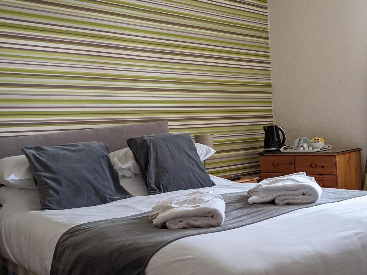 Crown Hotel Langholm Rum bild